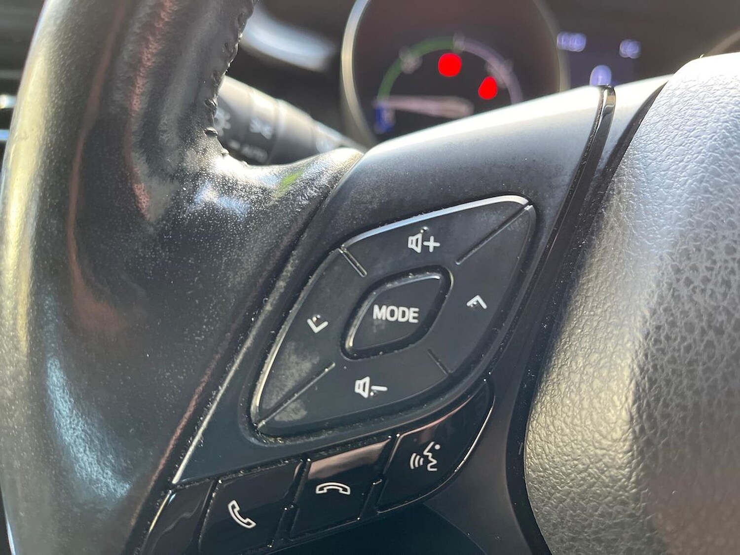 Used Toyota C-HR 2020 for sale - 76682586: Photo 27