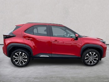 Used Toyota Yaris Cross 2023 for sale - 75651676: Photo
