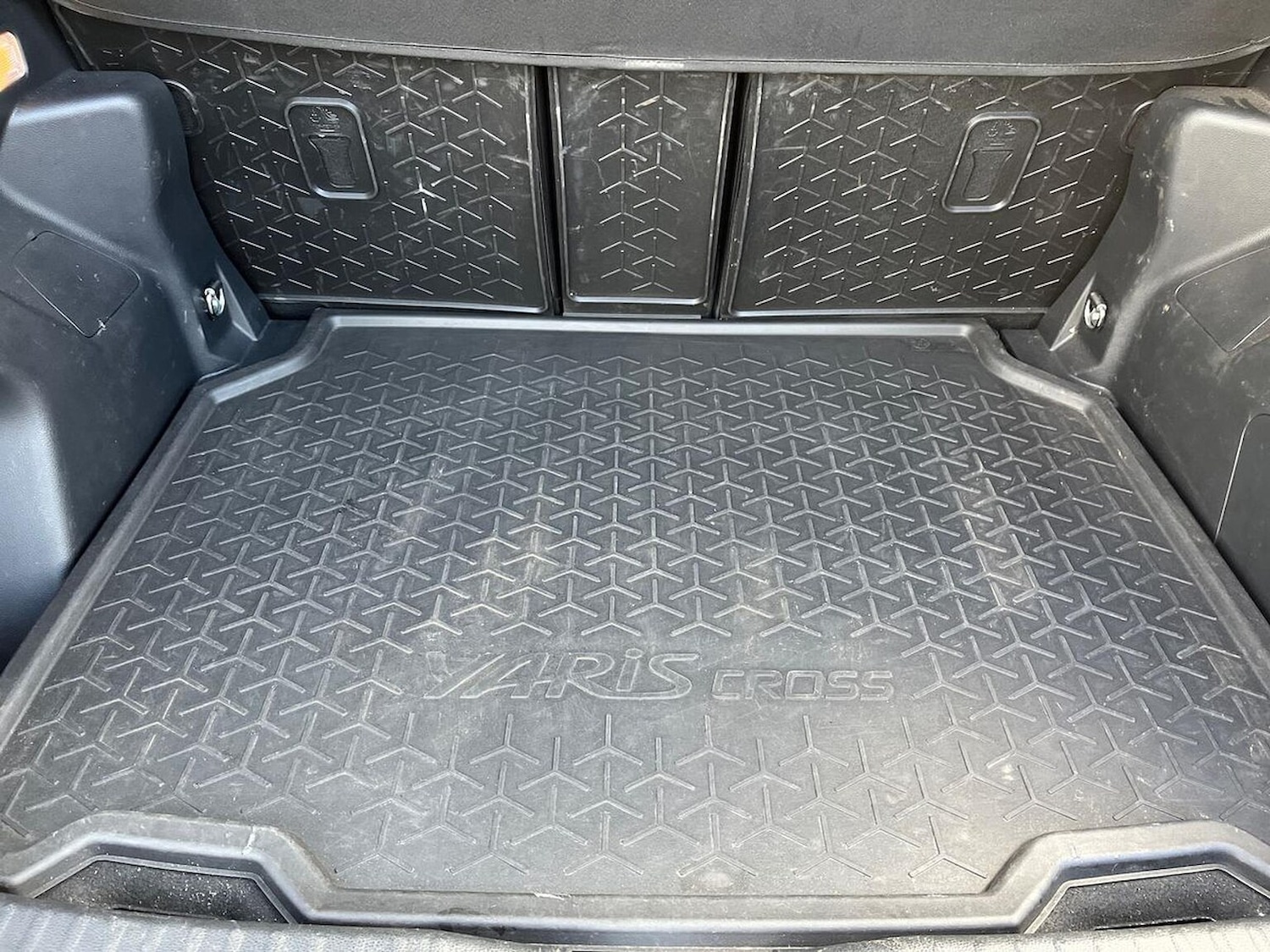 Used Toyota Yaris Cross 2022 for sale - 76324536: Photo 17