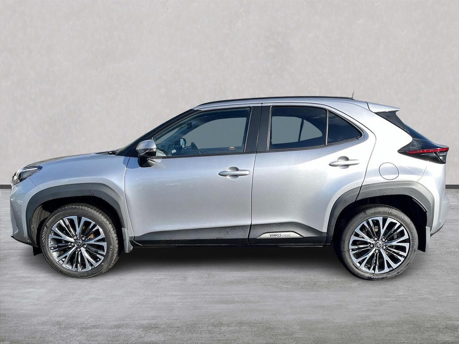 Used Toyota Yaris Cross 2022 for sale - 76324536: Photo 19