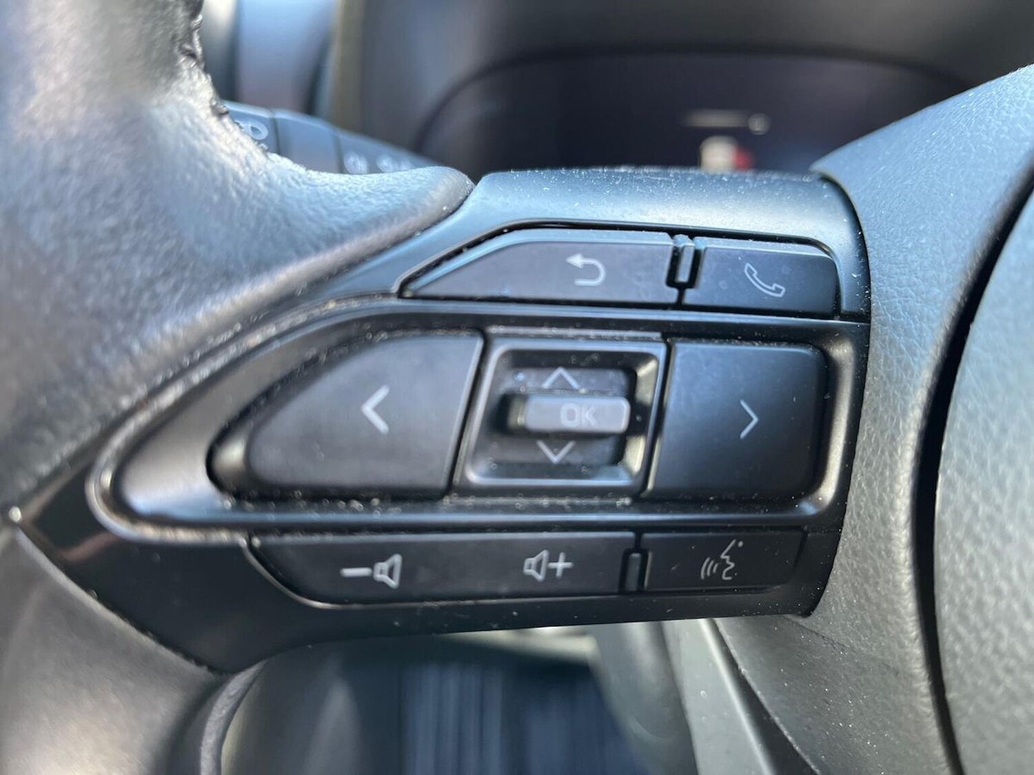 Used Toyota Yaris Cross 2022 for sale - 76324536: Photo 27