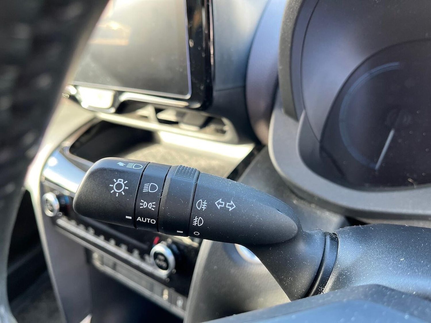 Used Toyota Yaris Cross 2022 for sale - 76324536: Photo 29