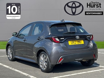 Used Toyota Yaris 2022 for sale - 75760752: Photo