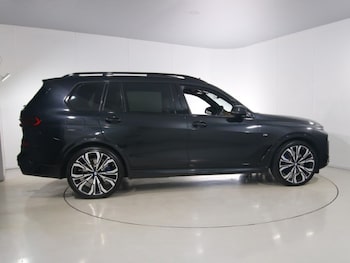Used BMW X7 2024 for sale - 79101995: Photo