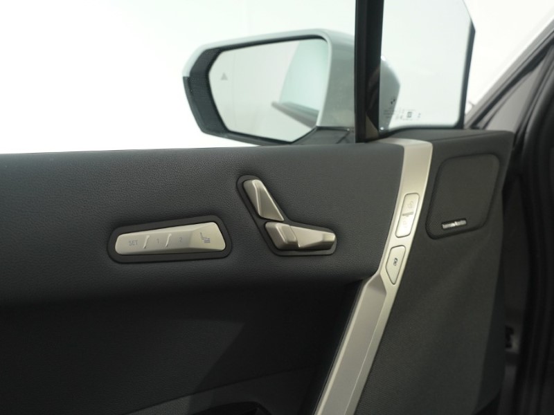 Used BMW iX 2024 for sale - 78190464: Photo 40