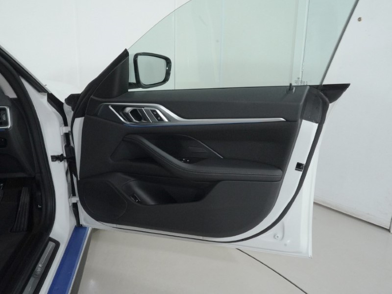 Used BMW i4 2023 for sale - 76983949: Photo 44