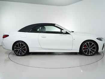 Used BMW 4 Series 2022 for sale - 77001372: Photo