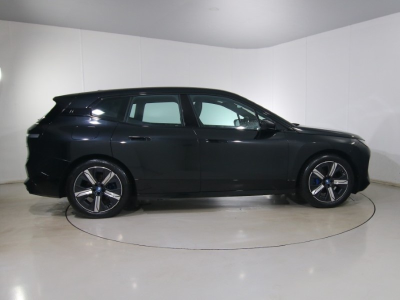 Used BMW iX 2023 for sale - 76981720: Photo 3