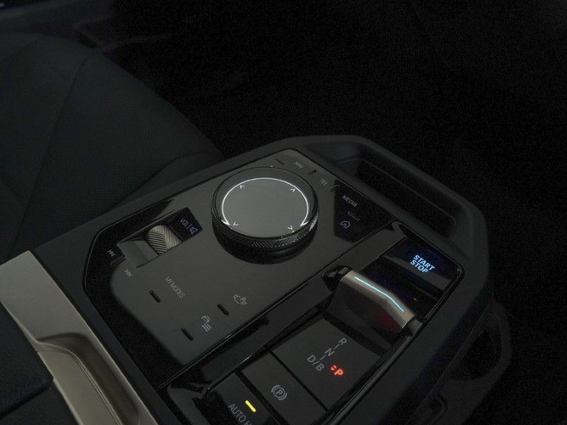 Used BMW iX 2023 for sale - 76981720: Photo 30