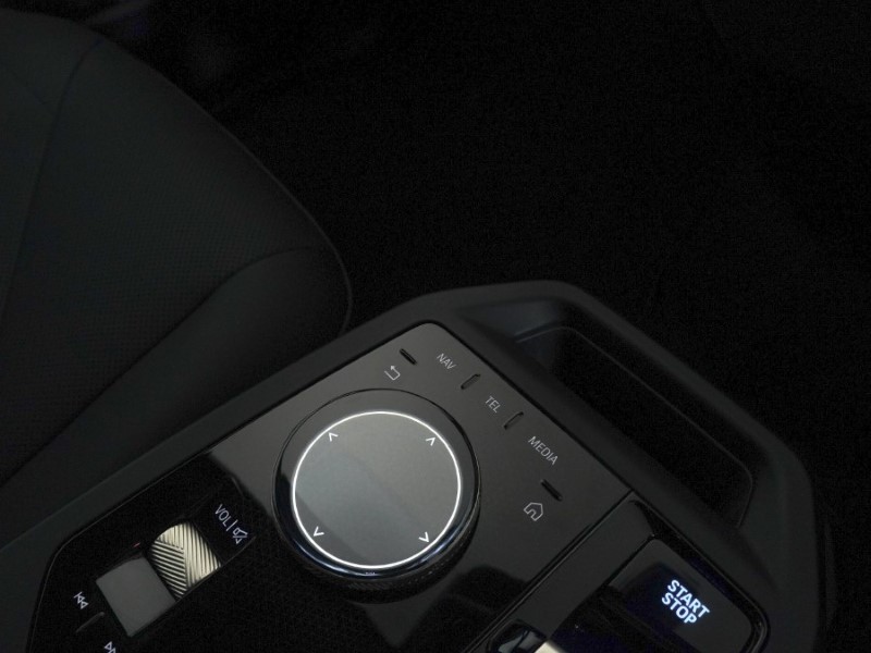 Used BMW iX 2023 for sale - 76981720: Photo 32