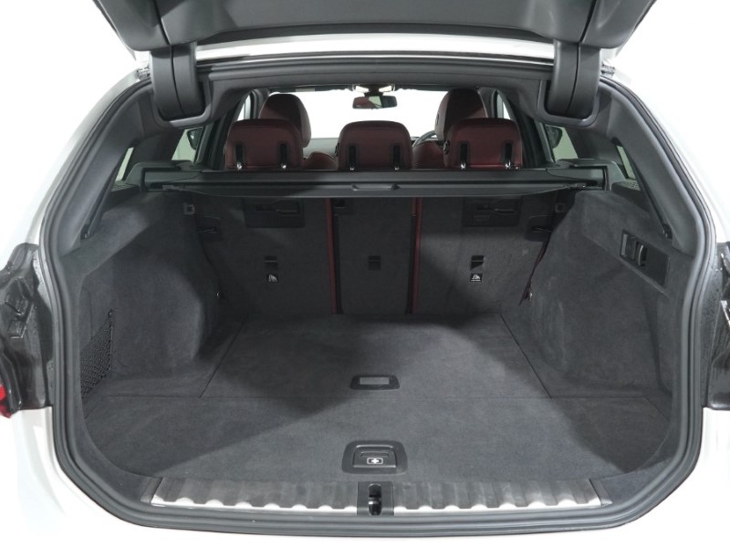 Used BMW 3 Series 2025 for sale - 77300587: Photo 13