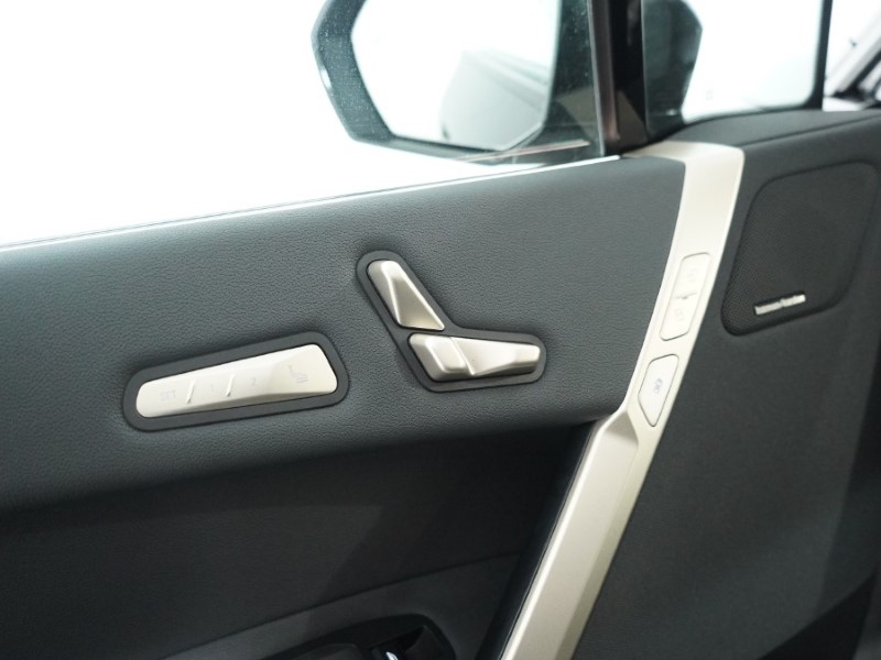 Used BMW iX 2023 for sale - 77504482: Photo 21