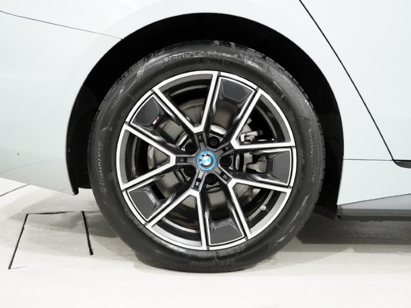 Used BMW i4 2024 for sale - 78042266: Photo 13