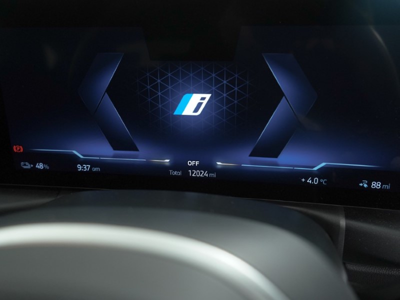 Used BMW i4 2024 for sale - 78042266: Photo 28