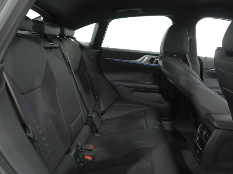 Used BMW i4 2024 for sale - 78042266: Photo 32