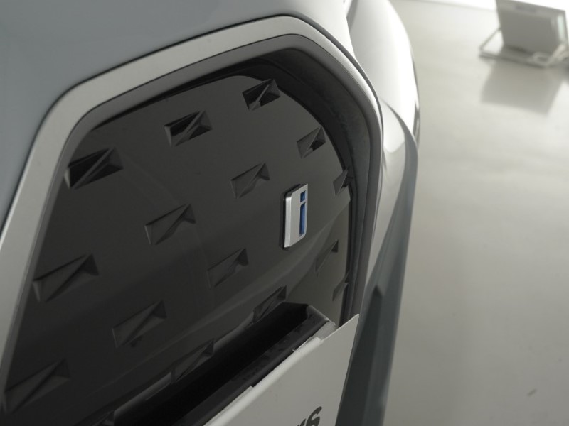 Used BMW i4 2024 for sale - 78042266: Photo 36