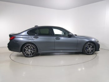 Used BMW 3 Series 2019 for sale - 79473453: Photo