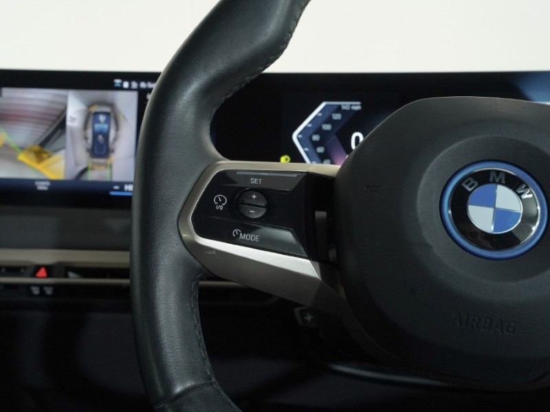 Used BMW iX 2022 for sale - 77036171: Photo 17