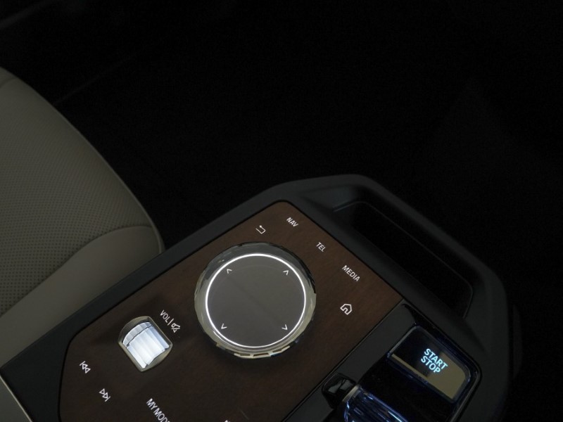 Used BMW iX 2023 for sale - 77001426: Photo 36