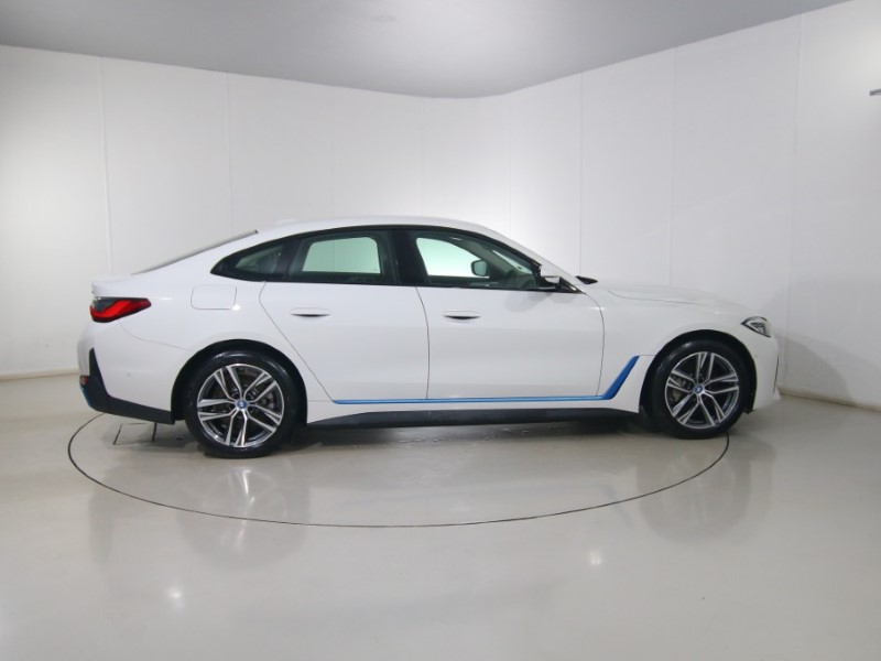 Used BMW i4 2023 for sale - 77248119: Photo 3