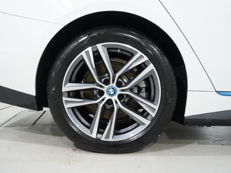 Used BMW i4 2023 for sale - 77248119: Photo 43