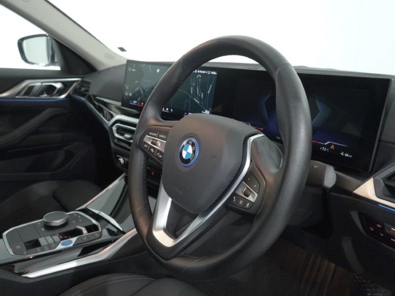Used BMW i4 2023 for sale - 77248119: Photo 6
