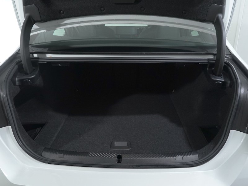 Used BMW i5 2025 for sale - 76981765: Photo 13