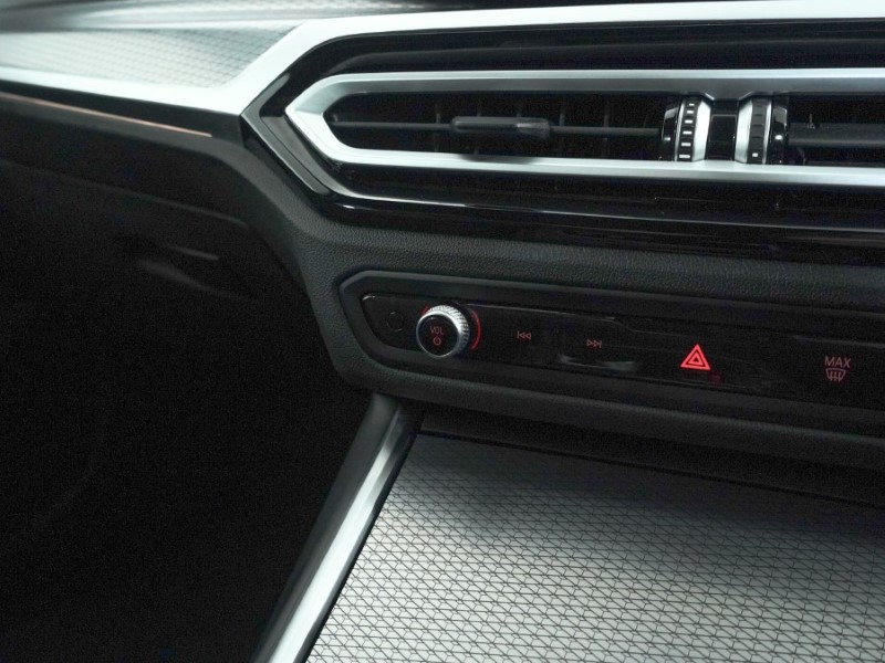 Used BMW 3 Series 2024 for sale - 76981830: Photo 32