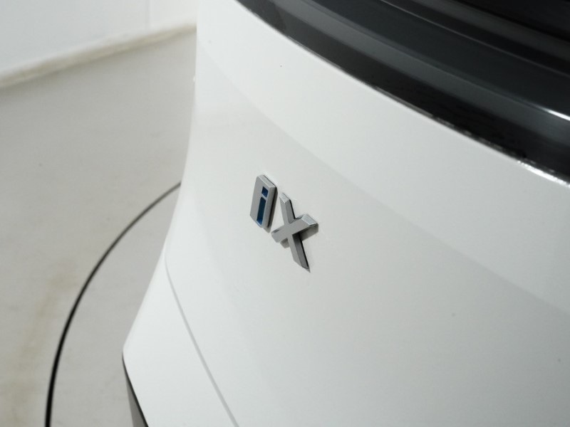 Used BMW iX 2023 for sale - 77619340: Photo 41