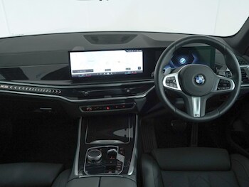 Used BMW X5 2024 for sale - 76981121: Photo