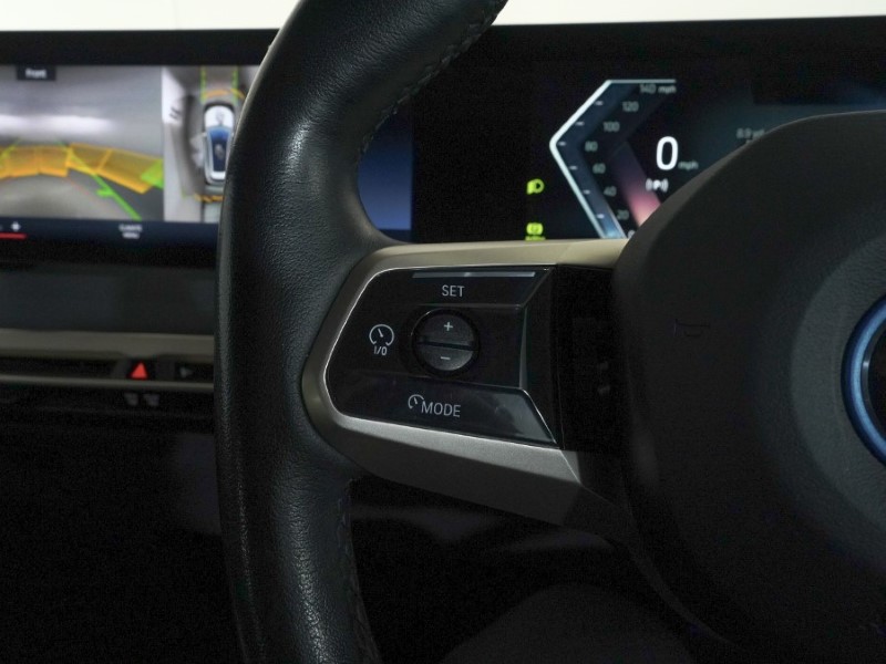 Used BMW iX 2023 for sale - 77036180: Photo 17