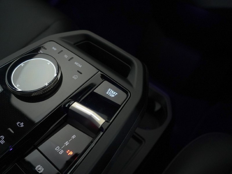 Used BMW iX 2023 for sale - 77036180: Photo 19