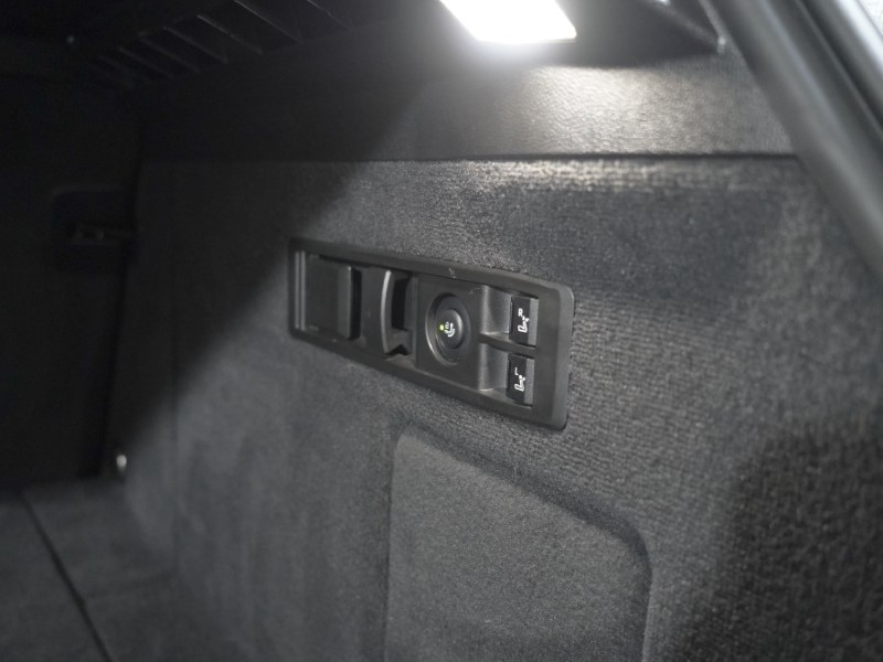 Used BMW iX 2023 for sale - 77036180: Photo 24