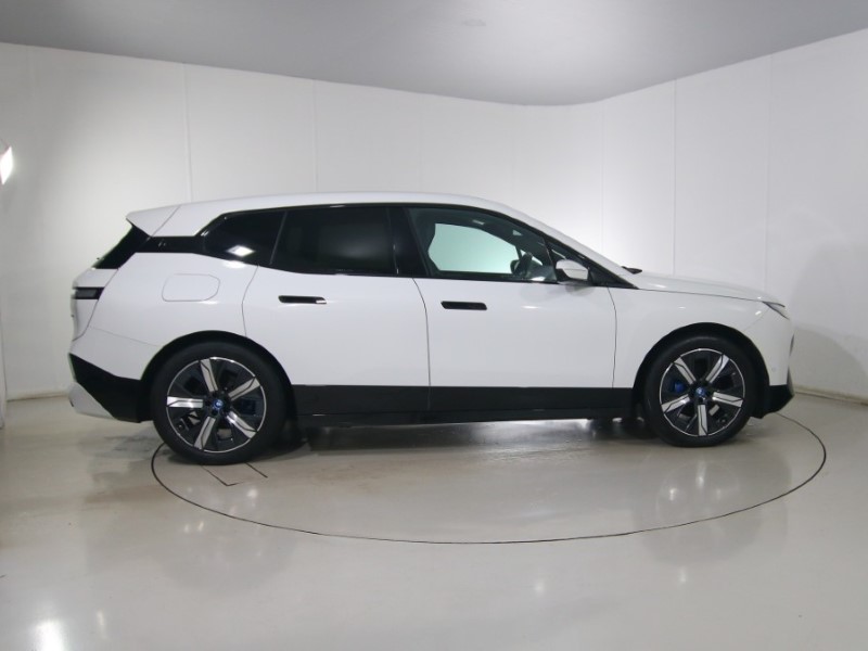 Used BMW iX 2023 for sale - 77036180: Photo 3