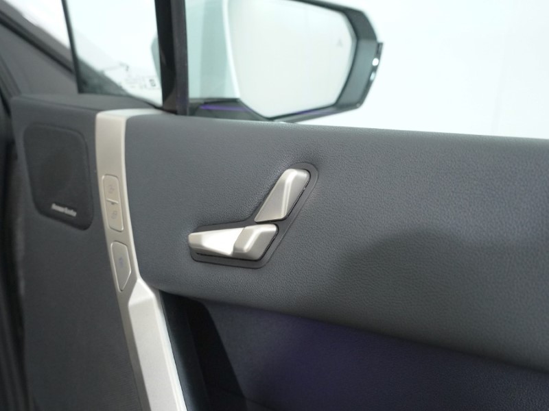 Used BMW iX 2023 for sale - 77036180: Photo 43