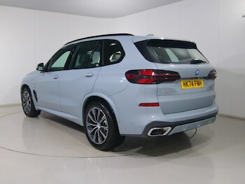 Used BMW X5 2024 for sale - 76981097: Photo