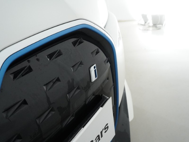 Used BMW i4 2023 for sale - 76982372: Photo 35