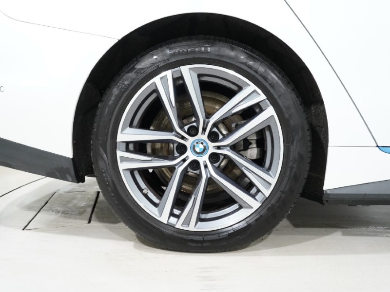 Used BMW i4 2023 for sale - 76982372: Photo 41