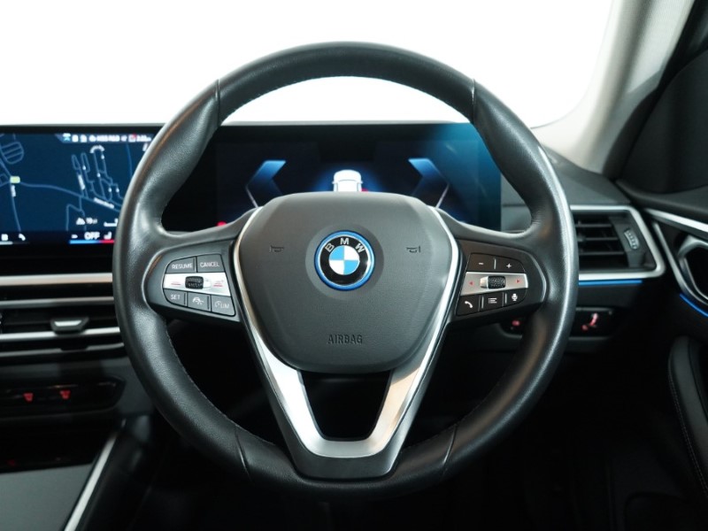 Used BMW i4 2023 for sale - 76982372: Photo 5