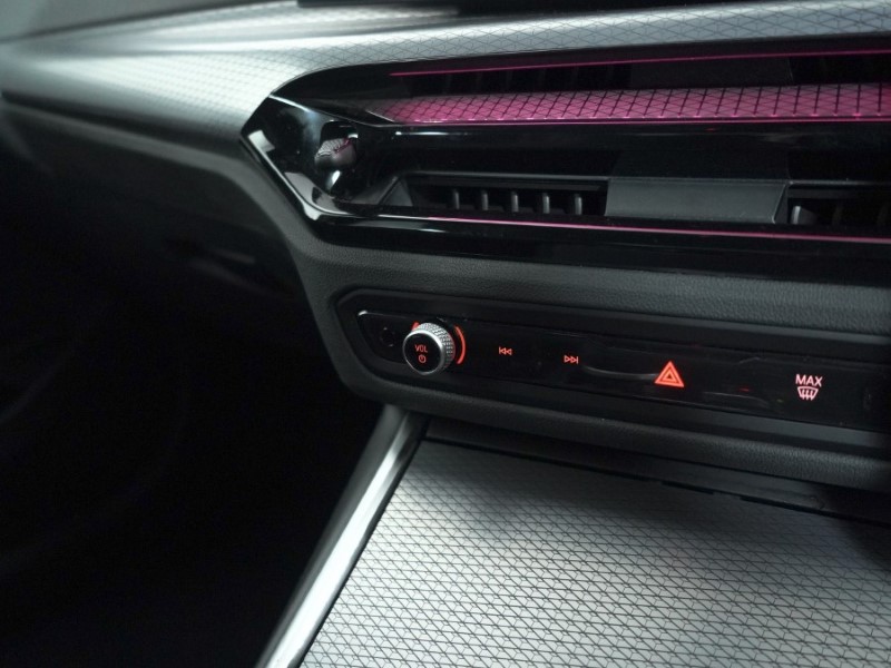 Used BMW 3 Series 2025 for sale - 76981965: Photo 31