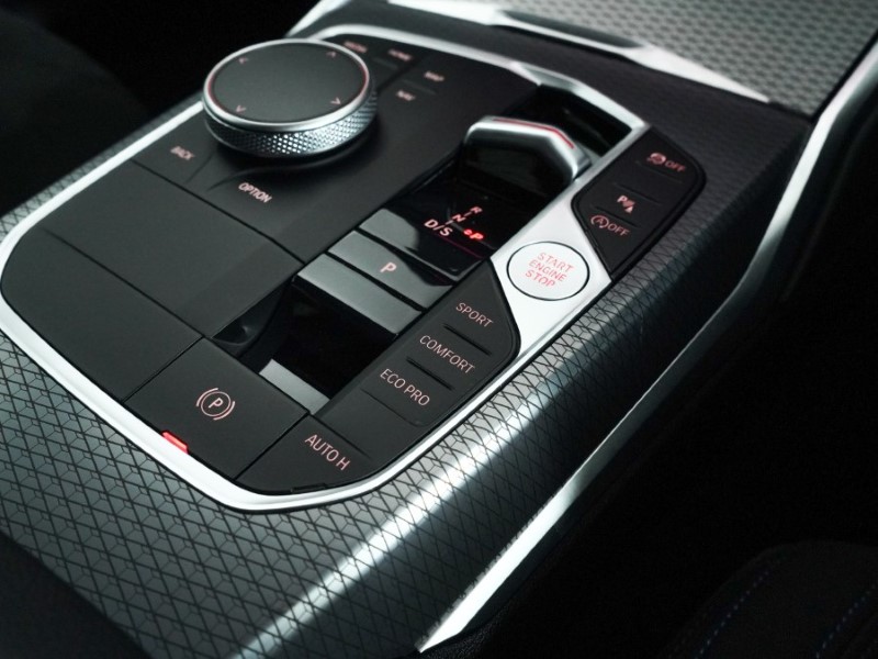 Used BMW 3 Series 2025 for sale - 76981965: Photo 32