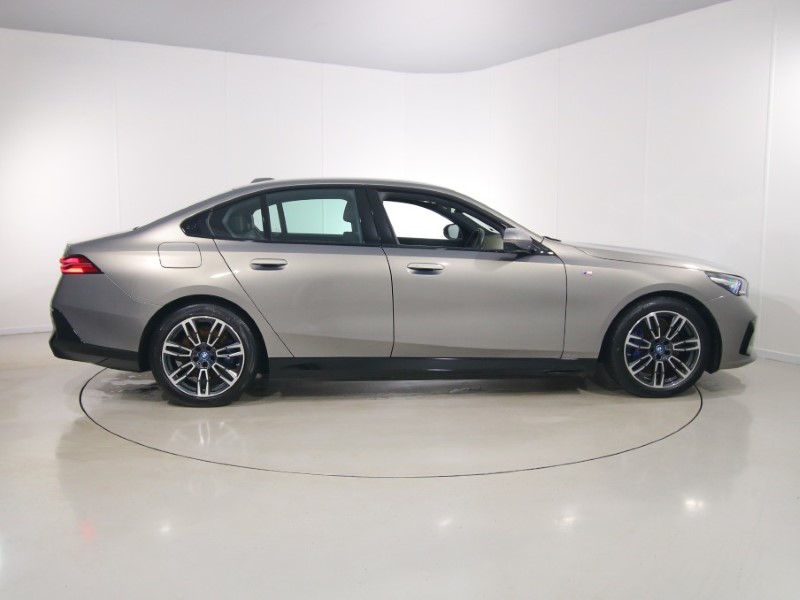 Used BMW i5 2024 for sale - 78081252: Photo 3