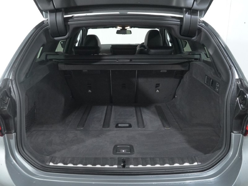 Used BMW 3 Series 2024 for sale - 77665234: Photo 13