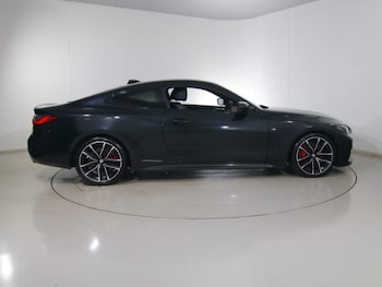 Used BMW 4 Series 2021 for sale - 76981938: Photo