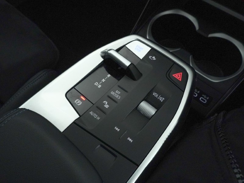 Used BMW iX1 2024 for sale - 77339557: Photo 32