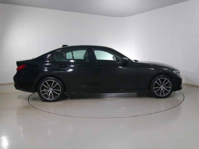 Used BMW 3 Series 2021 for sale - 77367176: Photo 3