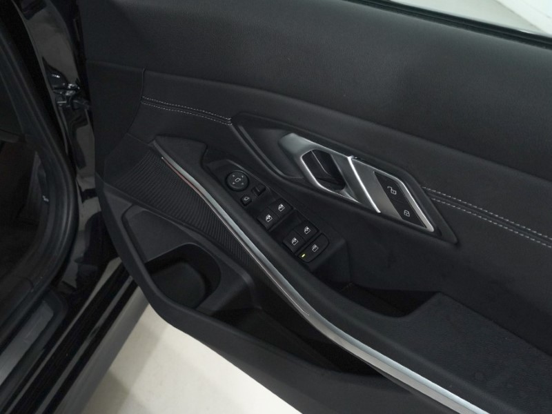 Used BMW 3 Series 2021 for sale - 77367176: Photo 45