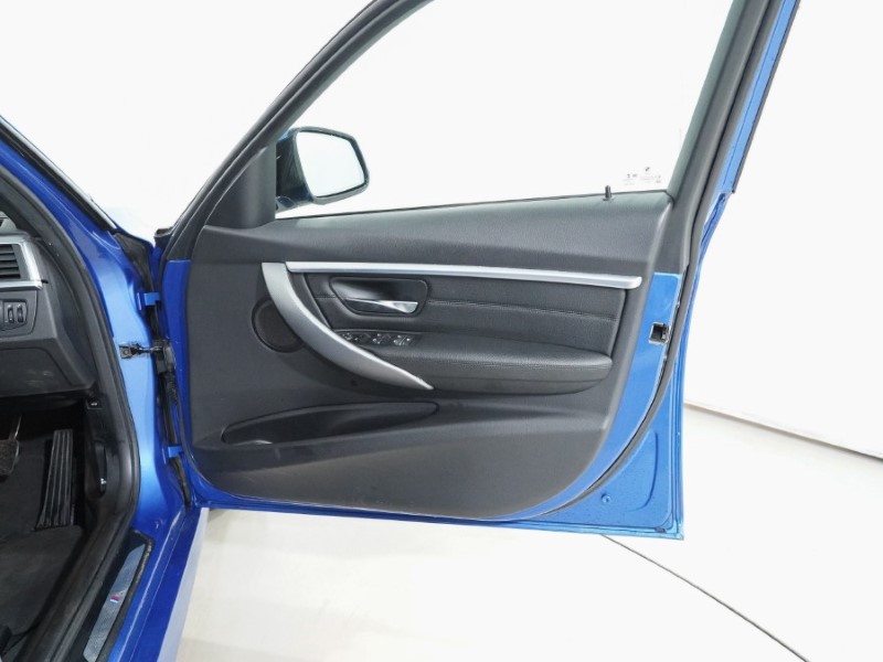 Used BMW 3 Series 2019 for sale - 77282592: Photo 47