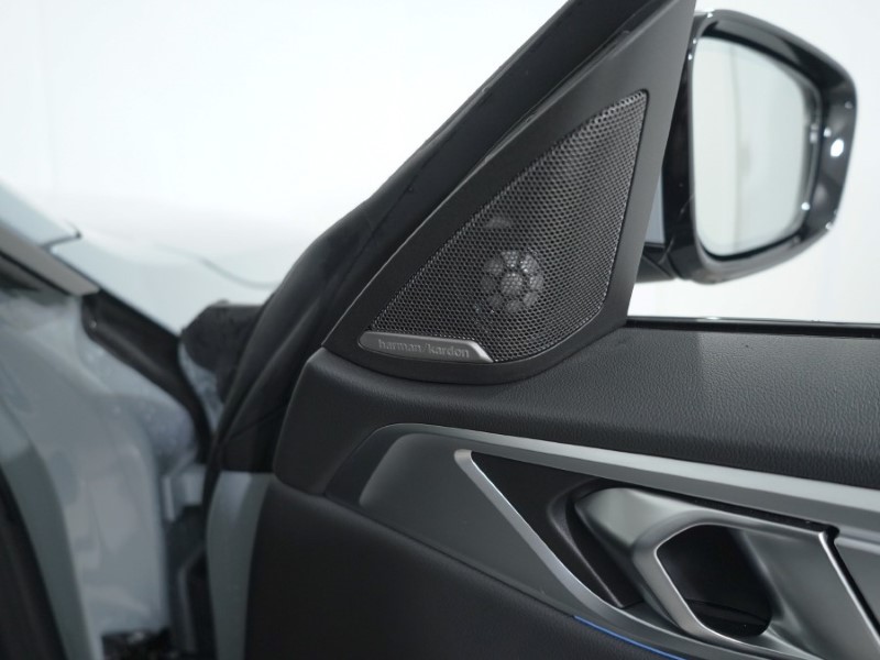 Used BMW i4 2024 for sale - 76981635: Photo 18