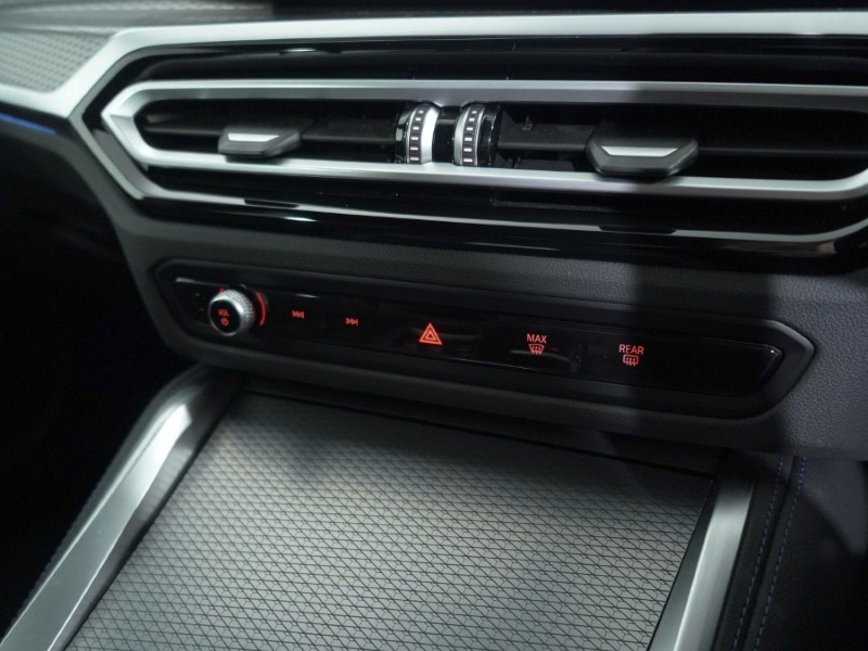 Used BMW i4 2024 for sale - 76981635: Photo 33